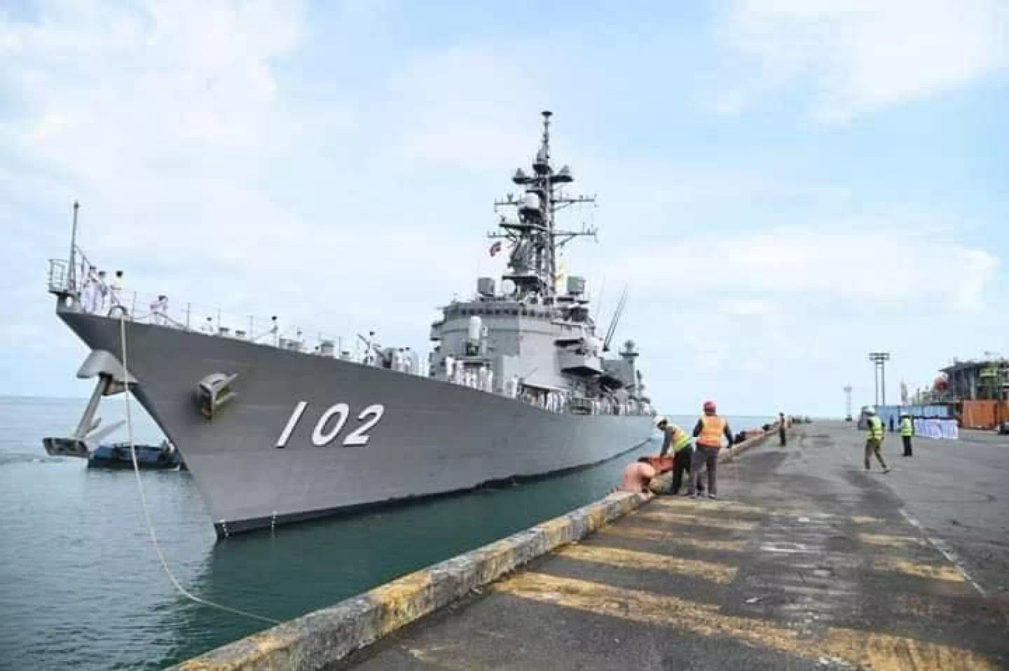 一艘日本军舰停靠西港新闻资讯柬埔寨通论坛- 手机版- Powered by Discuz!